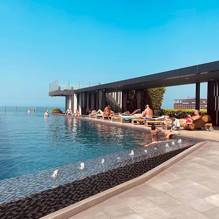 The Base 1 Bed 1 Bath Apartment Pattaya Bagian luar foto