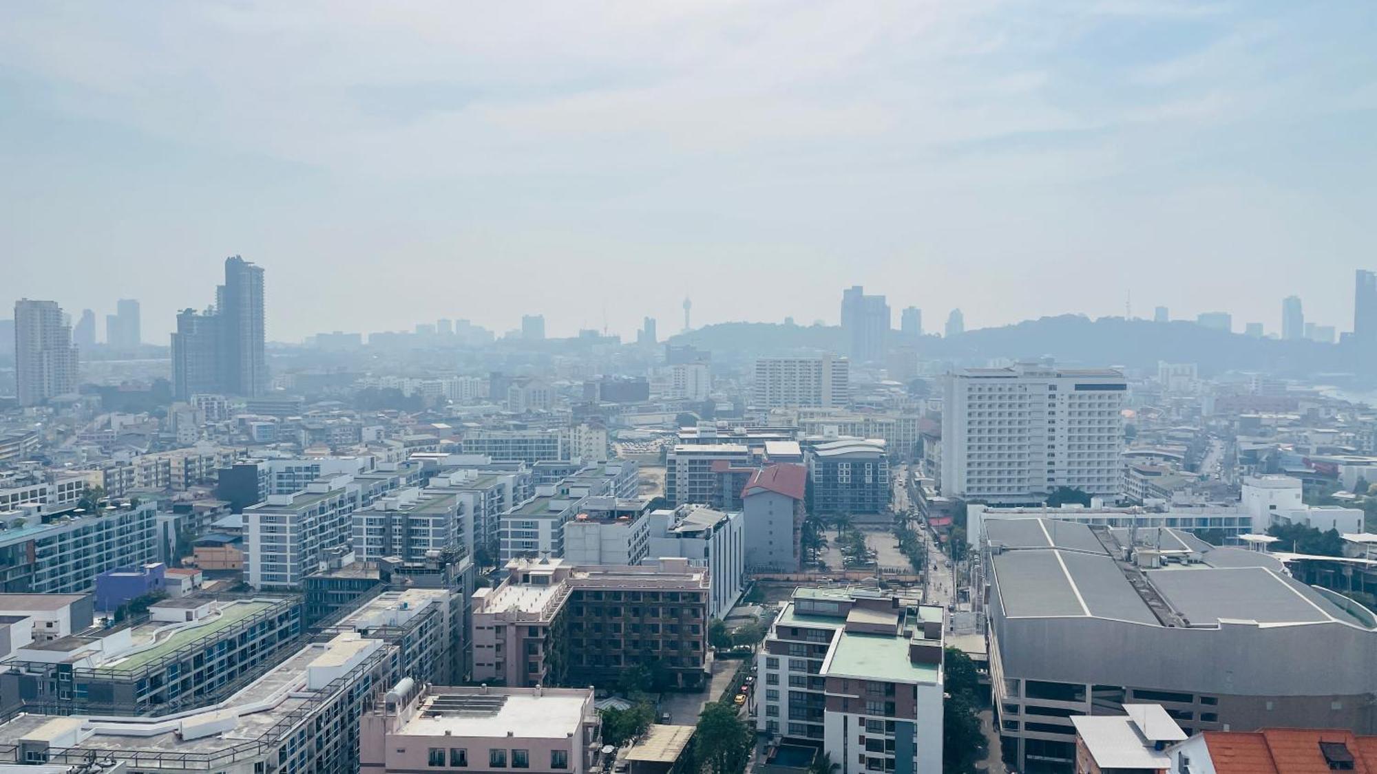 The Base 1 Bed 1 Bath Apartment Pattaya Bagian luar foto
