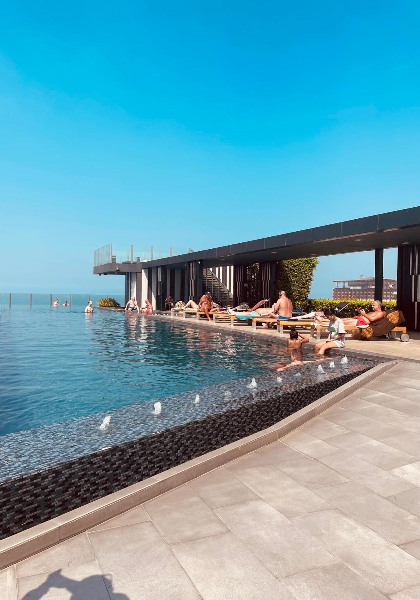 The Base 1 Bed 1 Bath Apartment Pattaya Bagian luar foto